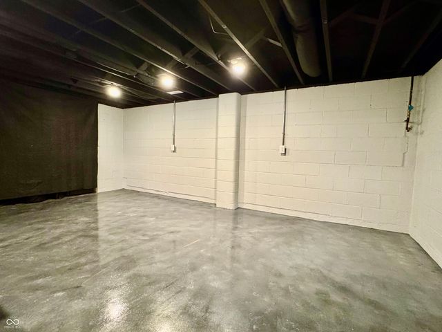 333 Oakridge Drive, North Vernon, IN 47265