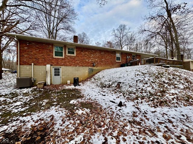 333 Oakridge Drive, North Vernon, IN 47265