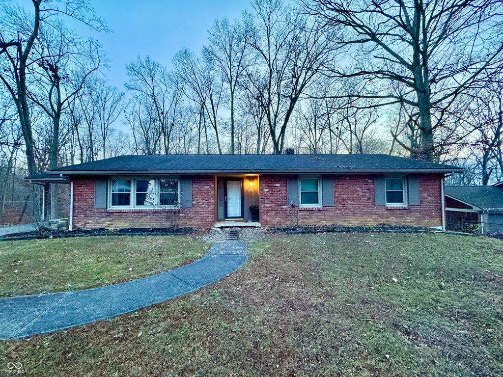 333 Oakridge Drive, North Vernon, IN 47265