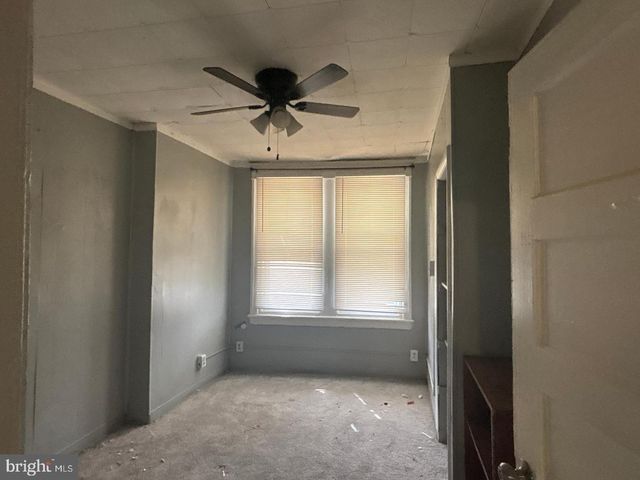 1115 E 11TH ST, Crum Lynne, PA 19022