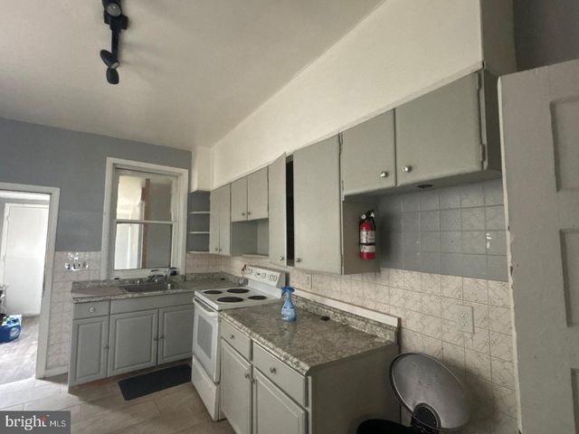 1115 E 11TH ST, Crum Lynne, PA 19022