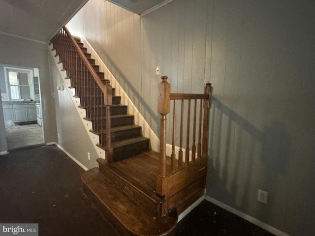 1115 E 11TH ST, Crum Lynne, PA 19022
