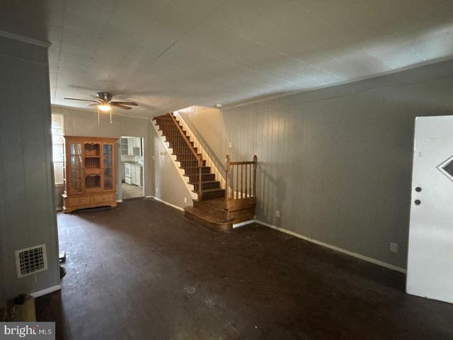1115 E 11TH ST, Crum Lynne, PA 19022