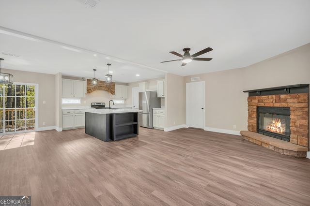 201 Willow Road, Thomaston, GA 30286