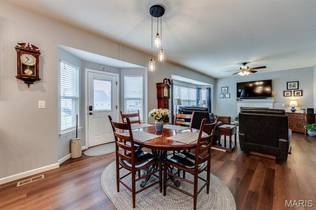 3452 Charlestowne Crossing Drive, St Charles, MO 63301