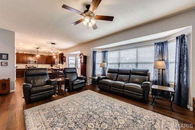 3452 Charlestowne Crossing Drive, St Charles, MO 63301