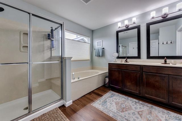 3452 Charlestowne Crossing Drive, St Charles, MO 63301