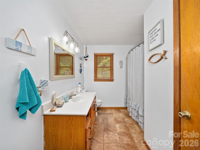 839 Mckinney Road, Burnsville, NC 28714
