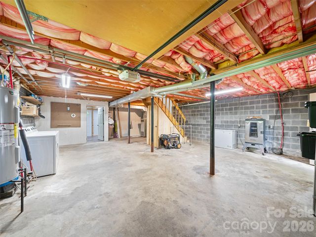 839 Mckinney Road, Burnsville, NC 28714
