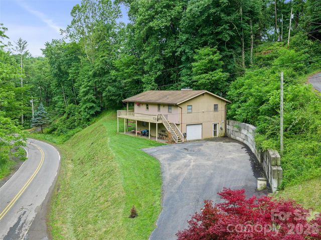 839 Mckinney Road, Burnsville, NC 28714