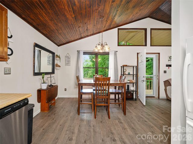839 Mckinney Road, Burnsville, NC 28714