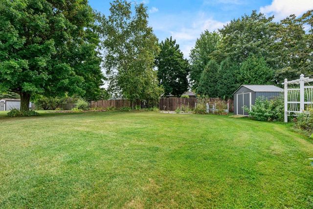 2153 BALSAM WAY, Green Bay, WI 54313