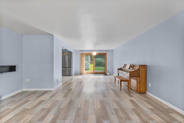 2153 BALSAM WAY, Green Bay, WI 54313