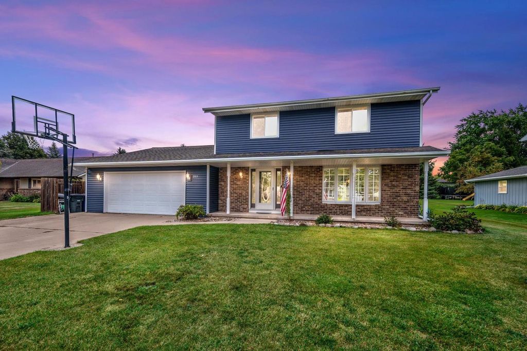 2153 BALSAM WAY, Green Bay, WI 54313