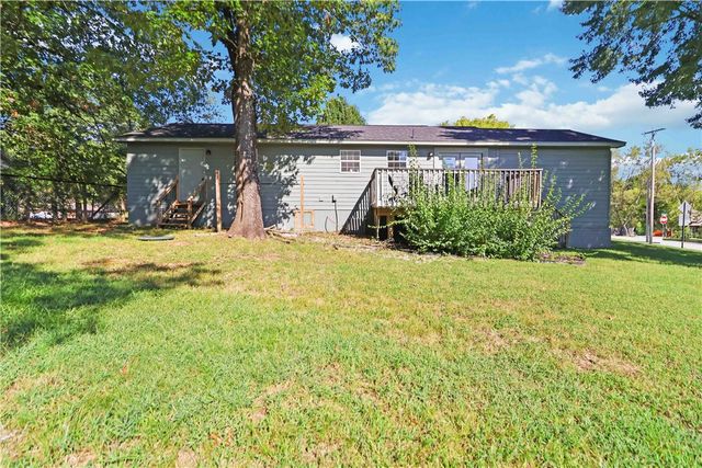 74 Witherby Drive, Bella Vista, AR 72714