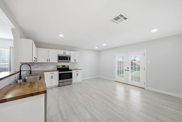 3426 Huisache Boulevard, Pearland, TX 77581