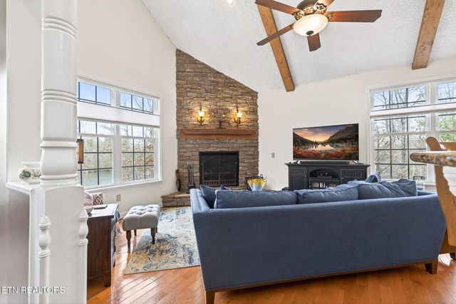 235 Sycamore Bnd, Monterey, TN 38574