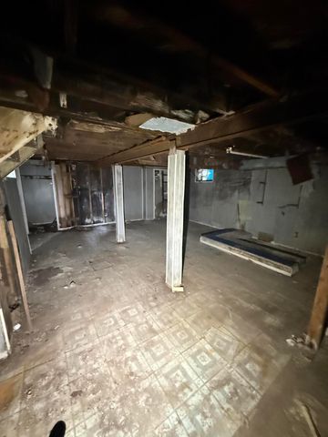 16560 Ward Avenue, Detroit City, MI 48235