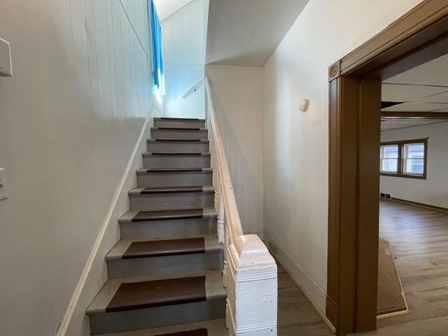 1218 & 1222 Lake Shore Dr W, Ashland, WI 54806