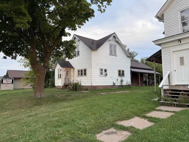 1218 & 1222 Lake Shore Dr W, Ashland, WI 54806