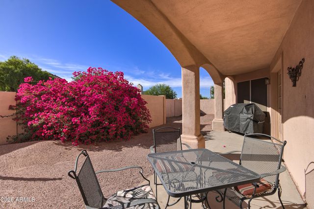6735 E SUGARLOAF Street, Mesa, AZ 85215