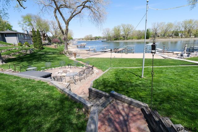 22722 Southshore Drive, Waterloo, NE 68069