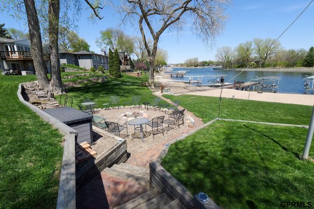 22722 Southshore Drive, Waterloo, NE 68069