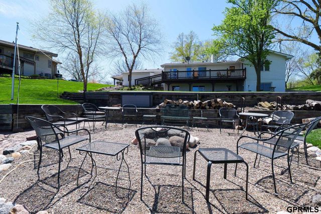 22722 Southshore Drive, Waterloo, NE 68069