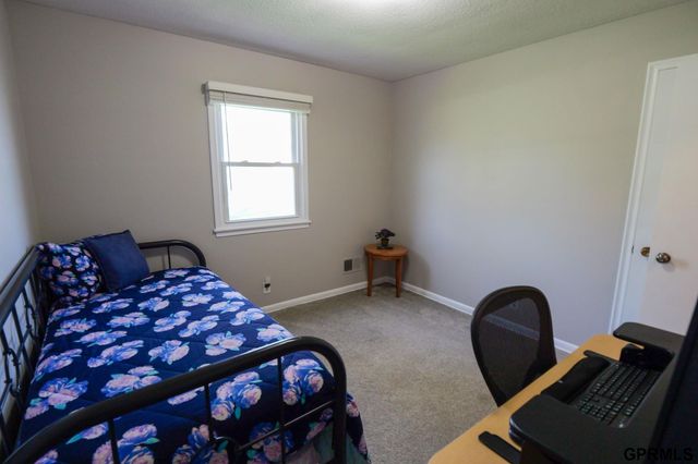 22722 Southshore Drive, Waterloo, NE 68069