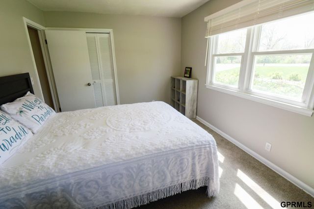 22722 Southshore Drive, Waterloo, NE 68069