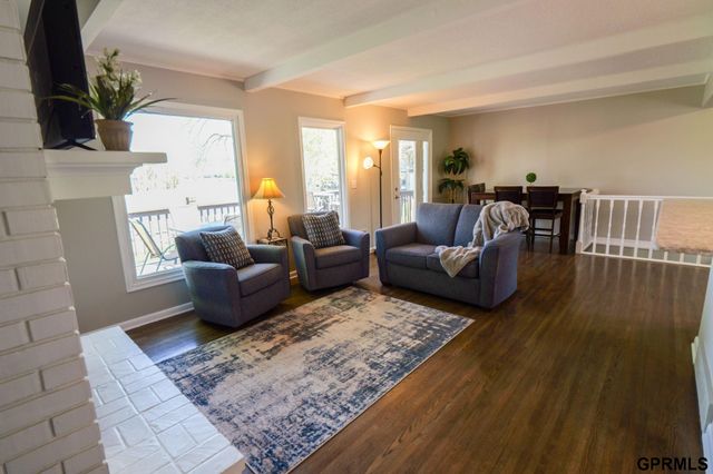 22722 Southshore Drive, Waterloo, NE 68069