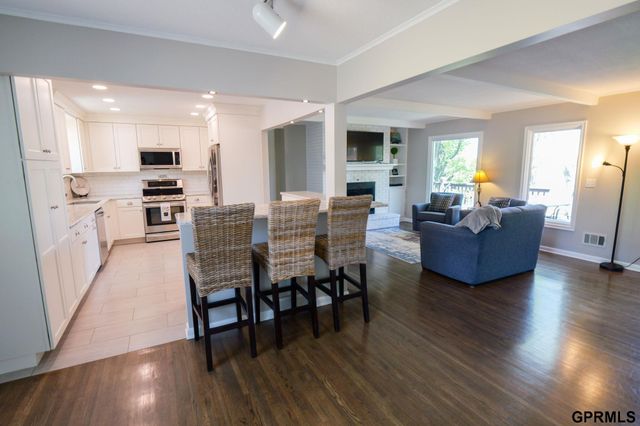 22722 Southshore Drive, Waterloo, NE 68069