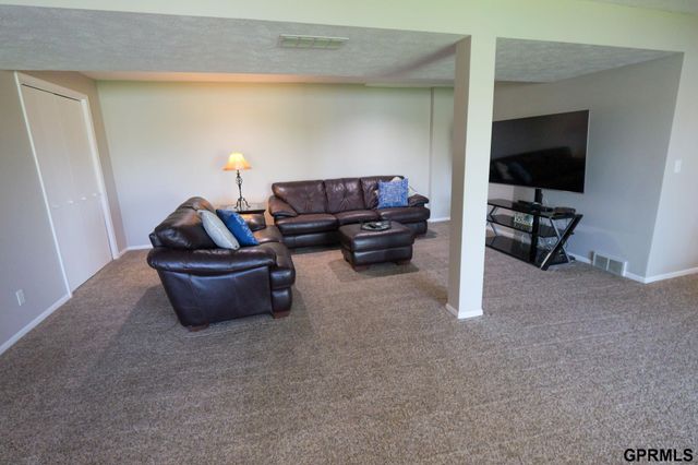 22722 Southshore Drive, Waterloo, NE 68069