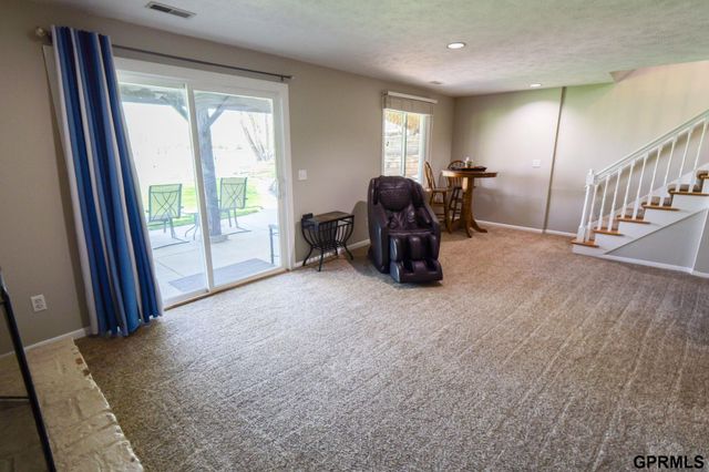 22722 Southshore Drive, Waterloo, NE 68069