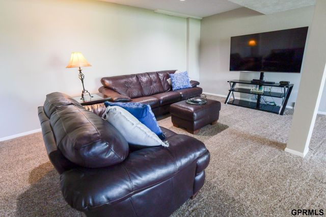 22722 Southshore Drive, Waterloo, NE 68069
