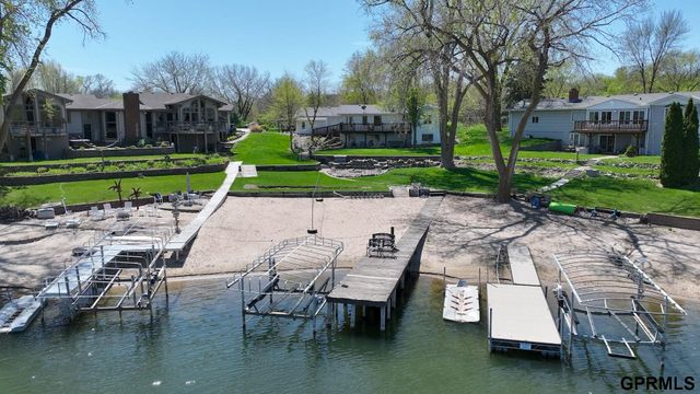 22722 Southshore Drive, Waterloo, NE 68069