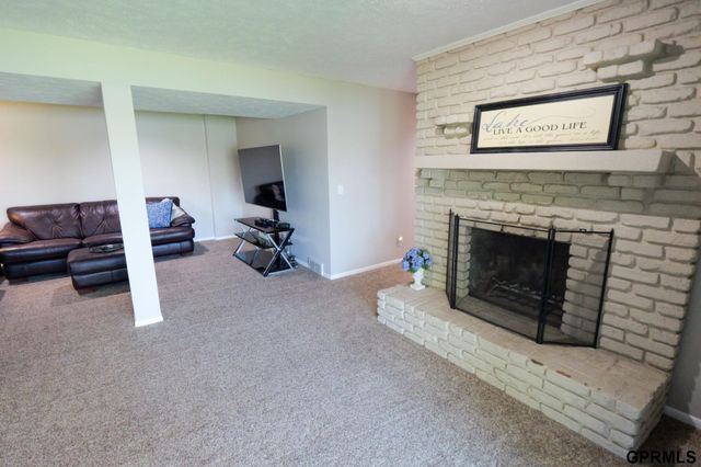 22722 Southshore Drive, Waterloo, NE 68069