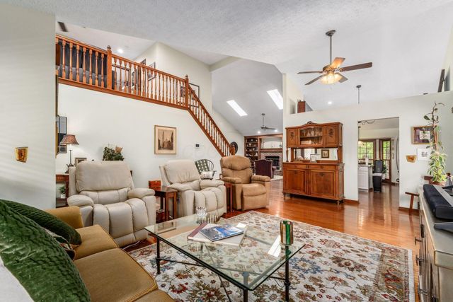 96 Kingsmeadow Lane, Blacklick, OH 43004