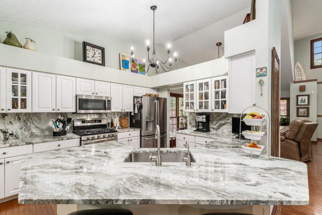 96 Kingsmeadow Lane, Blacklick, OH 43004