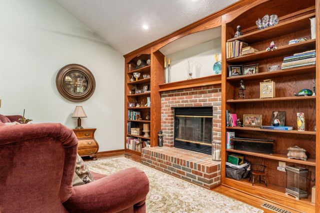 96 Kingsmeadow Lane, Blacklick, OH 43004