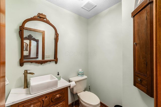 96 Kingsmeadow Lane, Blacklick, OH 43004