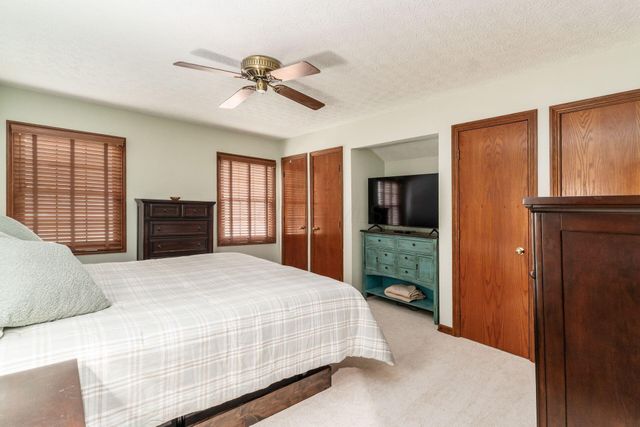 96 Kingsmeadow Lane, Blacklick, OH 43004
