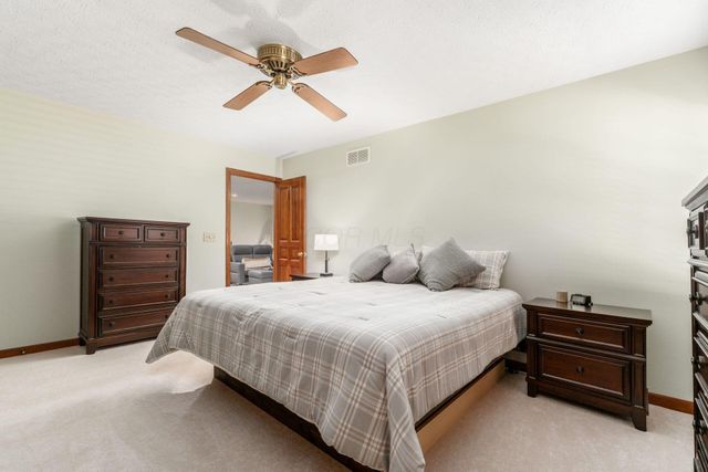 96 Kingsmeadow Lane, Blacklick, OH 43004