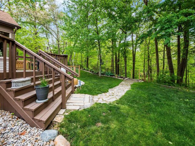 96 Kingsmeadow Lane, Blacklick, OH 43004