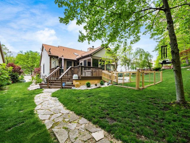 96 Kingsmeadow Lane, Blacklick, OH 43004