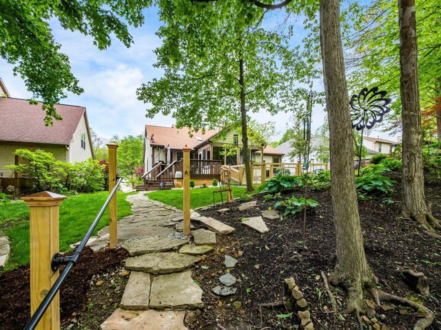 96 Kingsmeadow Lane, Blacklick, OH 43004