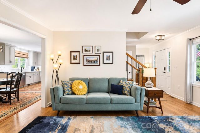 29 Blueberry Lane, Fairview, NC 28730