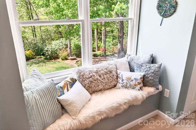 29 Blueberry Lane, Fairview, NC 28730
