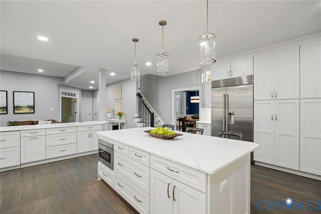 593 Raleigh Manor Rd, Richmond, VA 23229