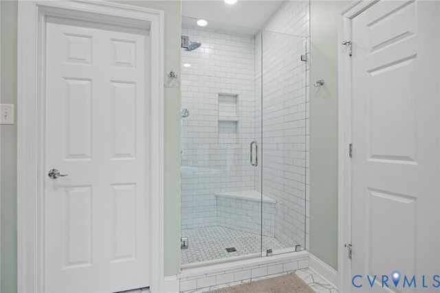 593 Raleigh Manor Rd, Richmond, VA 23229